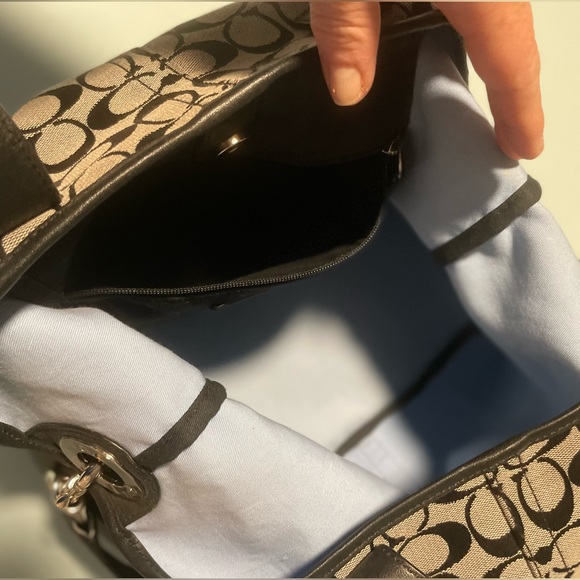 Spacious Signature C Coach Slouch - Picture 4 of 8